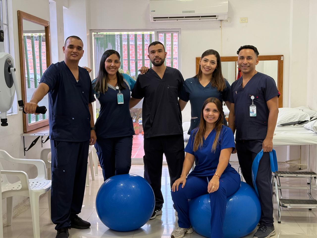 Grupo fisioterapia (2) Grupo fisioterapia (2)